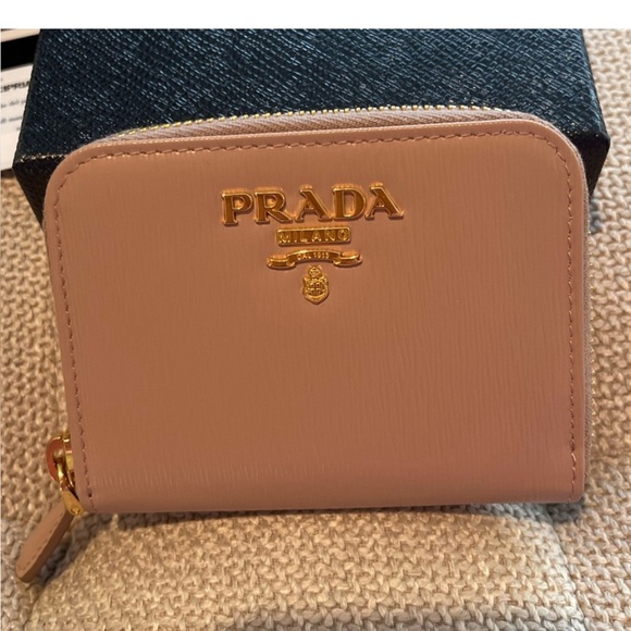 Prada Portamonete Vitello Move Wallet - Picture 1 of 8
